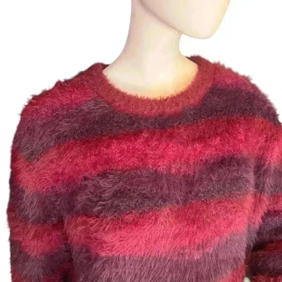 Savage crewneck fuzzy texture long sleeve sweater l. - Picture 5 of 16